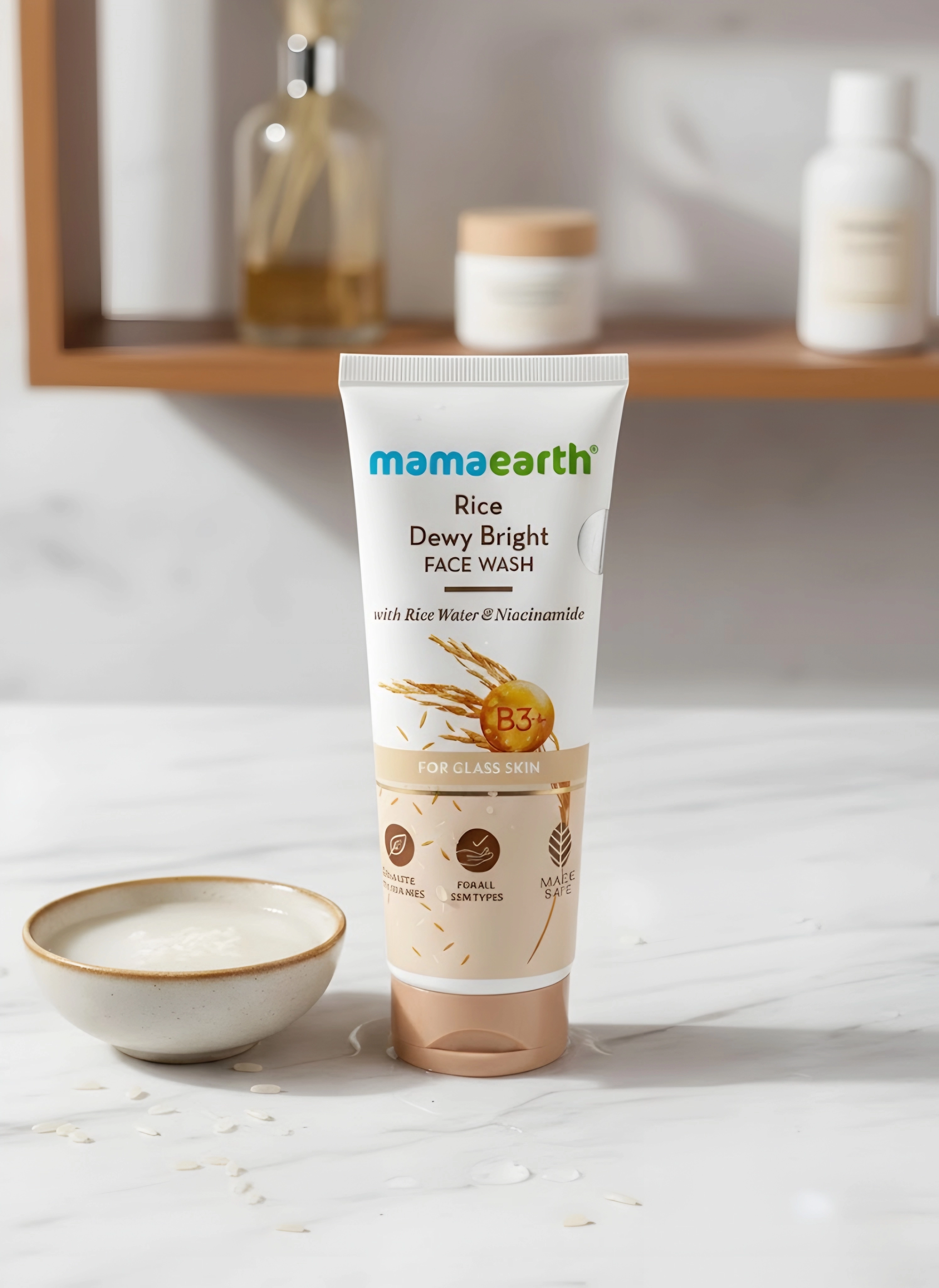 Mamaearth Rice Dewy Bright Face Wash
